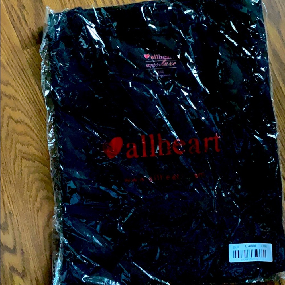Scrub top all heart stretch Luxe large